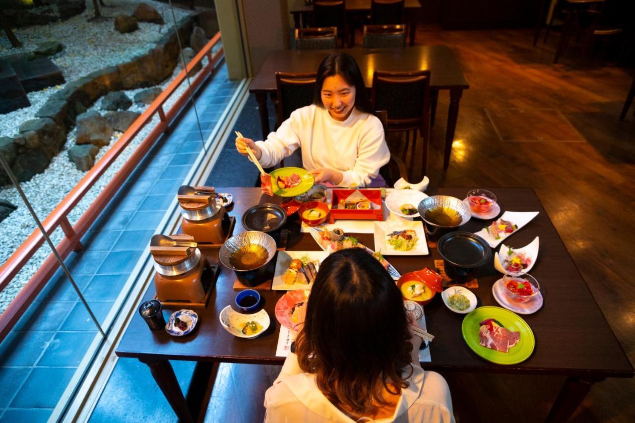 Hotel Miya Rikyu Hacukaicsi Kültér fotó